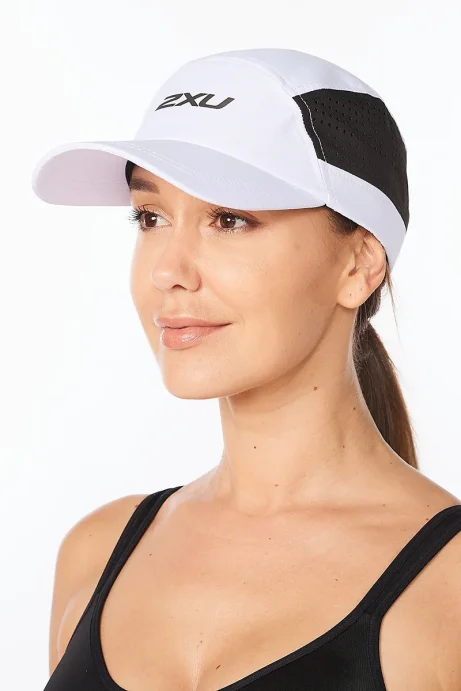 Кепка 2XU Light Speed Cap белая