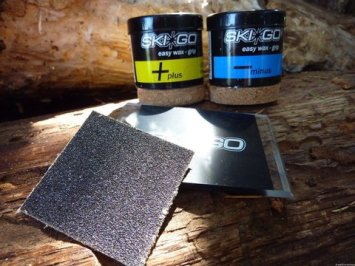 Набор мазей SkiGo+скребок Easy Grip pack