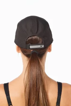 Кепка 2XU Packable Run Cap черная