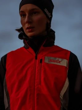 Жилет SWIX Radiant жен. красный неон 12256/90015