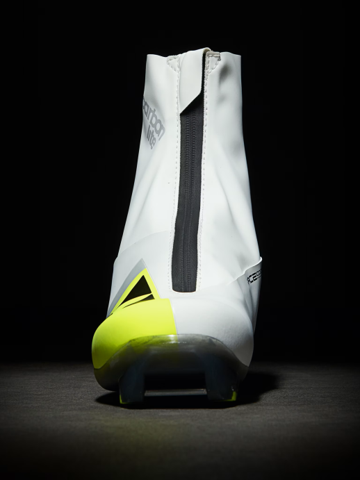 Лыжные ботинки Fischer CARBONLITE CLASSIC WS S12023V