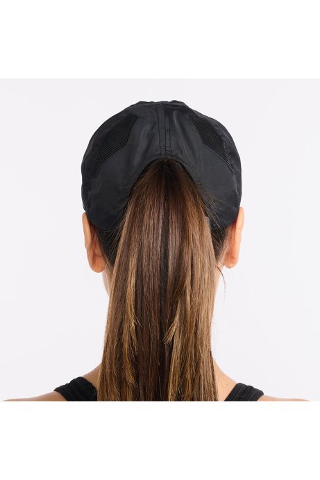 Кепка 2XU Run Cap черная в Мурманске