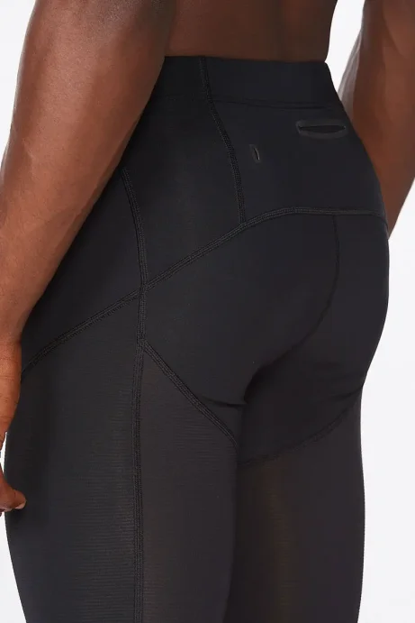 Шорты компрессионные 2XU Aero Vent Compression Shorts черные