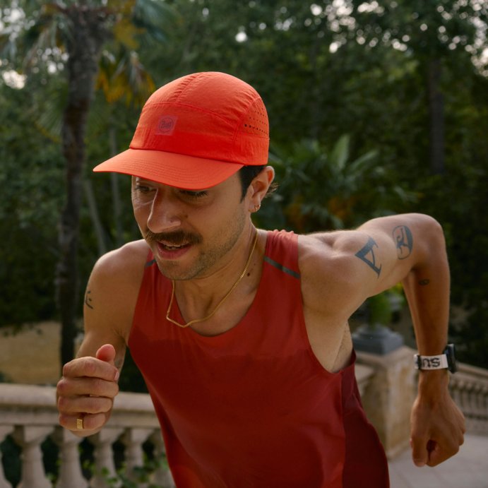 Кепка Buff Speed Cap Solid Poppy 133547.442.30.00 (L/XL) в Твери