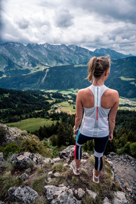 Тайтсы-капри SWIX Motion Premium жен. темно-синий 41966/75100 в Твери