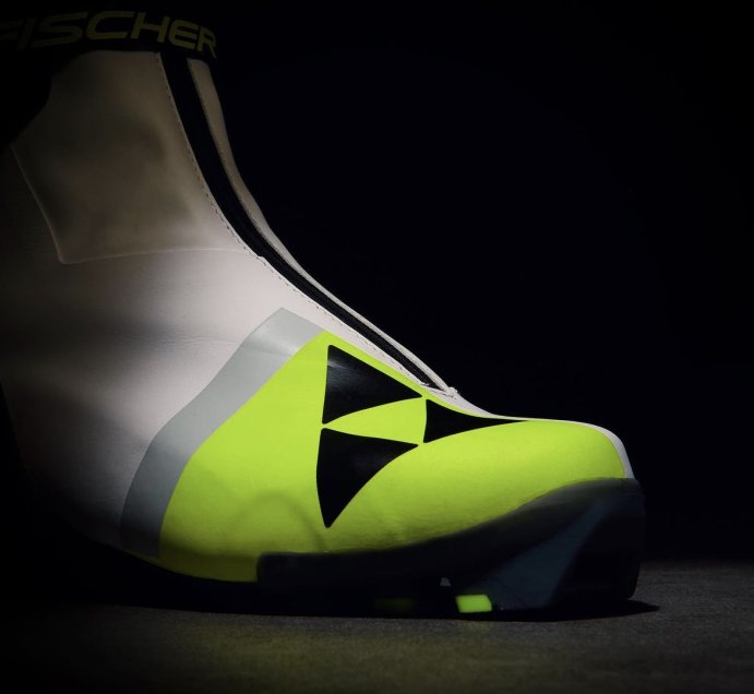 Лыжные ботинки FISCHER NNN SPEEDMAX SKATE S04122