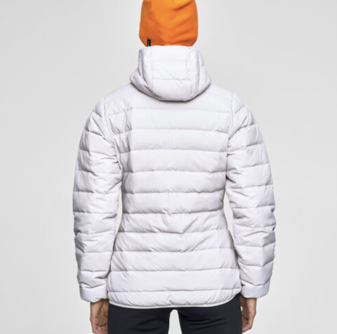 Куртка беговая Bjorn Daehlie Jacket Finder Wmn Quiet Grey 333299_91000 в Твери