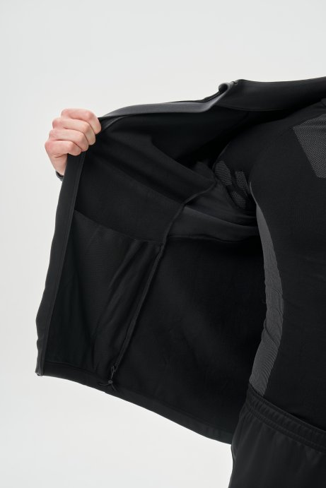 Тренировочная куртка Nordski Core Black/Grey NSM657224