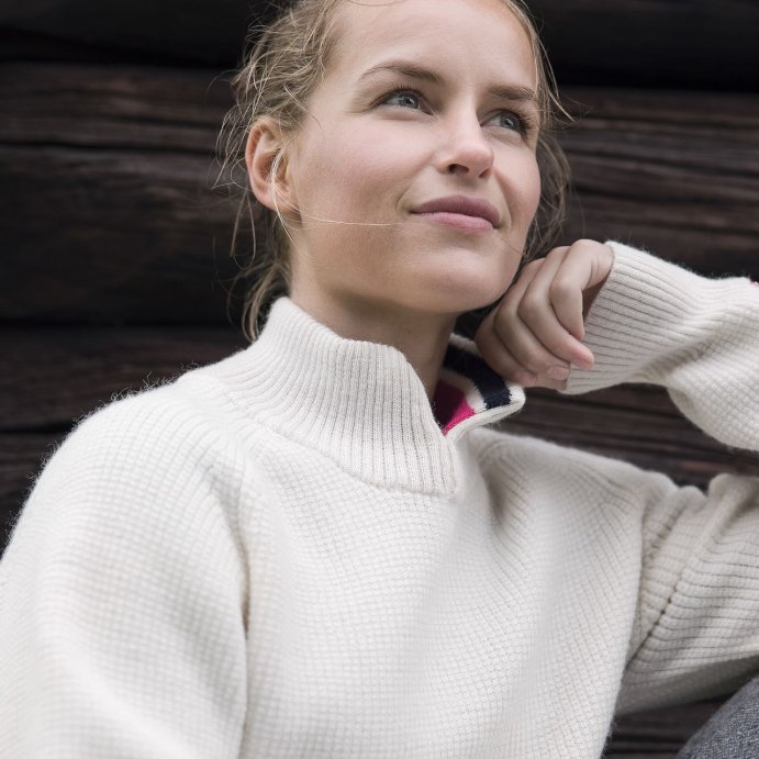 Свитер ULVANG Geilo жен. 78836/00237 ваниль/красн./син. в Твери