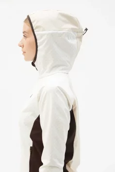 Костюм разминочный Bivium &quot;СноуРан&quot; жен. молочный_кофейный