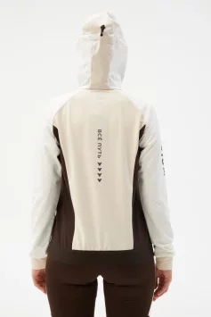 Костюм разминочный Bivium &quot;СноуРан&quot; жен. молочный_кофейный