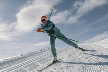 Куртка беговая Bjorn Daehlie Jacket Challenge  Wmn Malachite Green 333217_53599