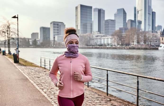 Повязка Buff Crossknit Headband Solid Pale Pink 126484.508.10.00 в Твери