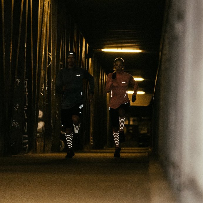 Компрессионные гетры CEP REFLECTIVE для бега, со светоотражателями, мужские C303RM черный WS50-5-Z в Твери