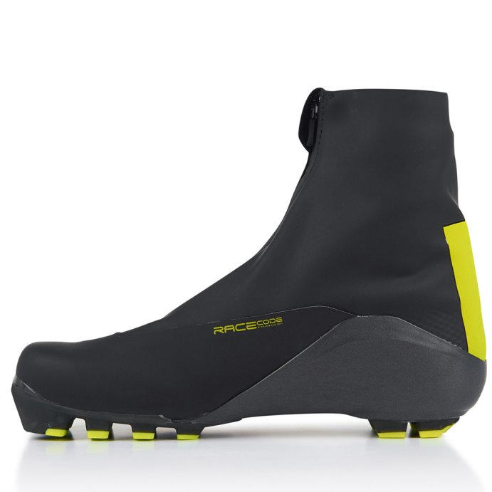 ЛЫЖНЫЕ БОТИНКИ FISCHER CARBONLITE CLASSIC S10523