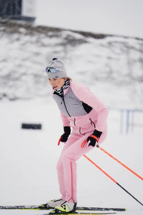 Костюм тренировочный Nordski Hybrid Pro Candy Pink/Grey W NSW606911/NSW522951 в Мурманске