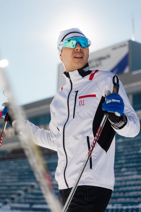 Куртка разминочная КОМАНДНАЯ ЛИНИЯ Баланс жен. SJK201W-0109 белый черный в Твери