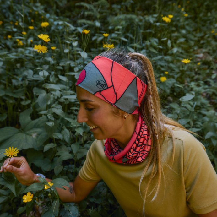 Повязка Buff CoolNet UV Wide Headband Aramay Poppy 135905.442.10.00
