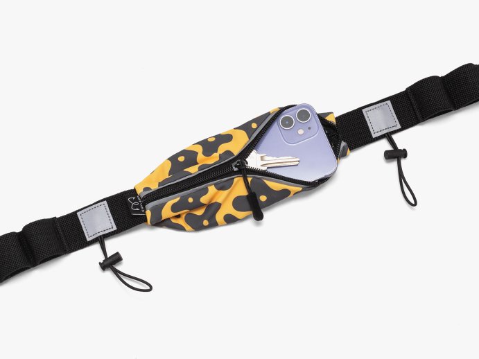Сумка Enklepp Run Belt Fast (black flowers-yellow) в Твери
