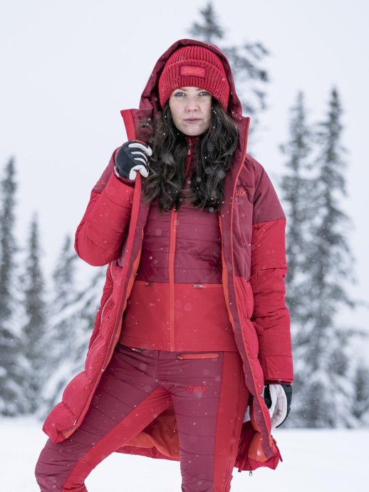 Костюм разминочный SWIX Horizon жен. 12486/99990 красный Swix